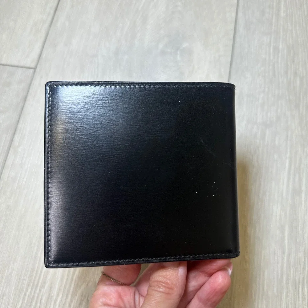 New in box Gucci mens authentic black leather bifold wallet luxury designer slim